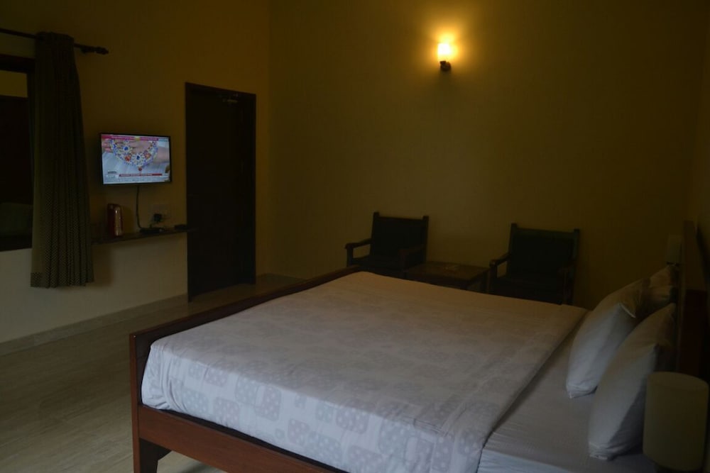Deluxe Room - Photo 2