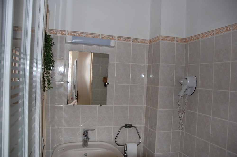 Double Room (Côté Loire 1) photo 2