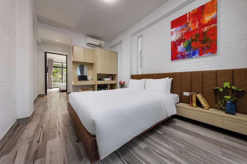 Family Quadruple Room, City View