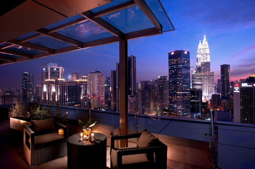 Suite, 1 King Bed, Terrace