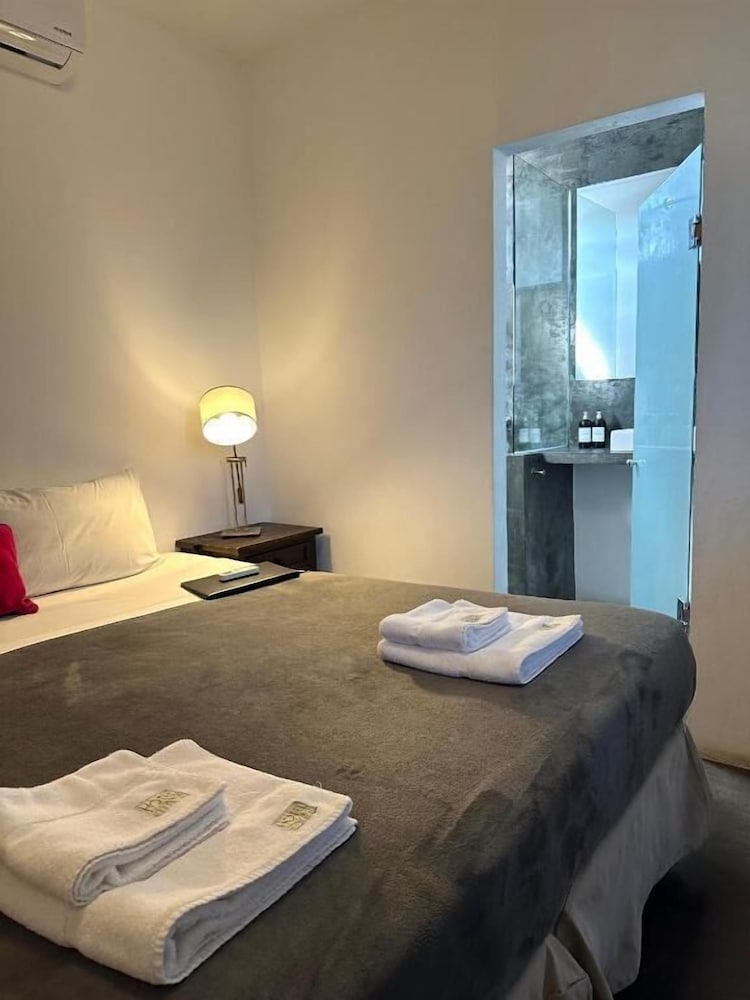 Economy Double Room photo 2