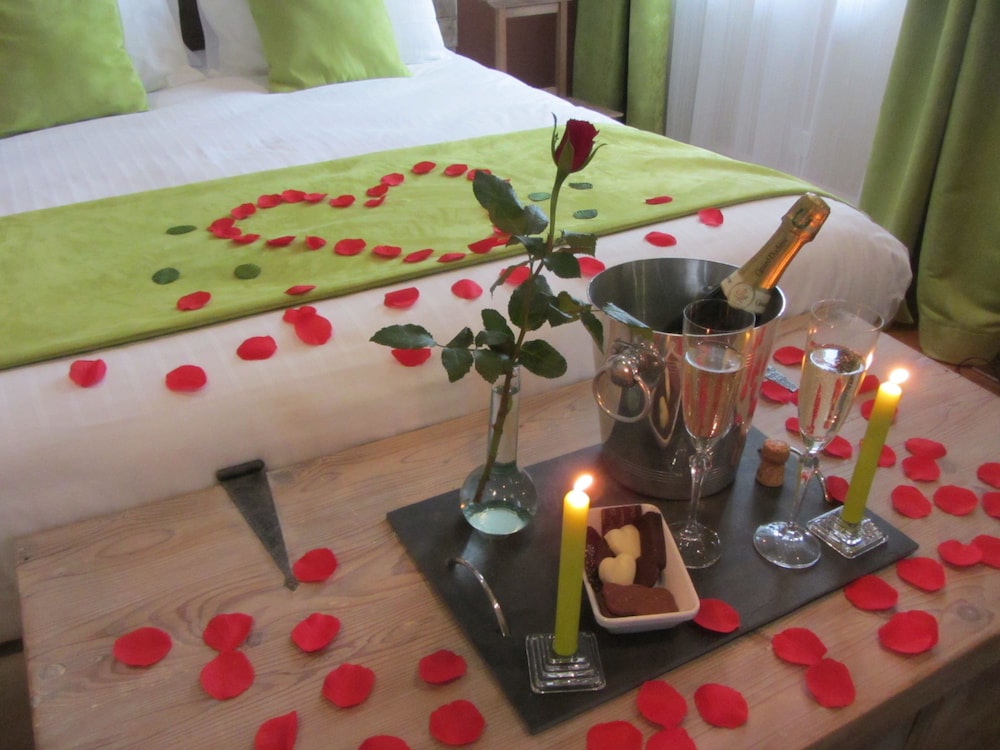 Deluxe Room, Bathtub (Pergaud) photo 3