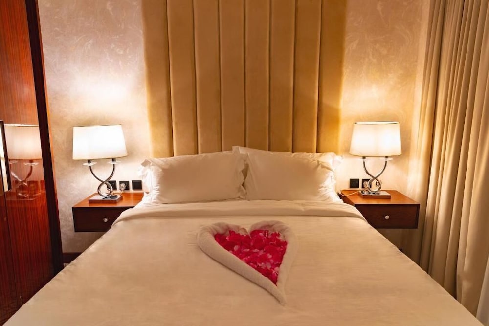 Deluxe Double or Twin Room, 1 Large Twin Bed - Photo 6