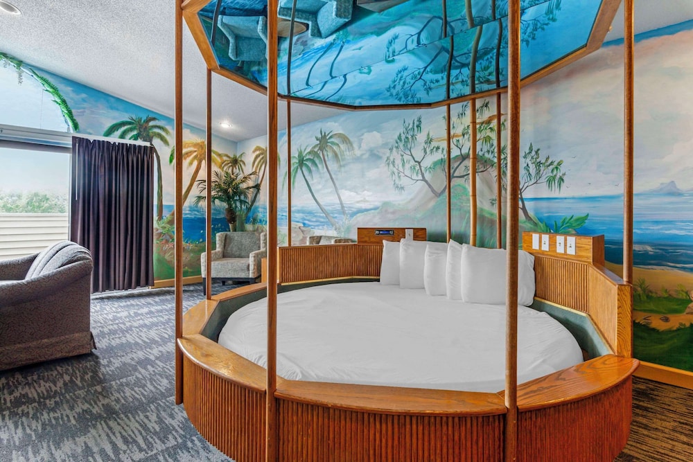 Suite, Multiple Beds, Non Smoking (Theme Room) photo 1