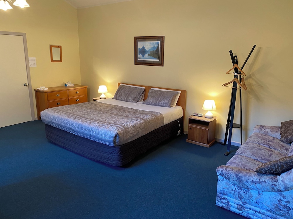 The Barn (Self Catering) photo 3
