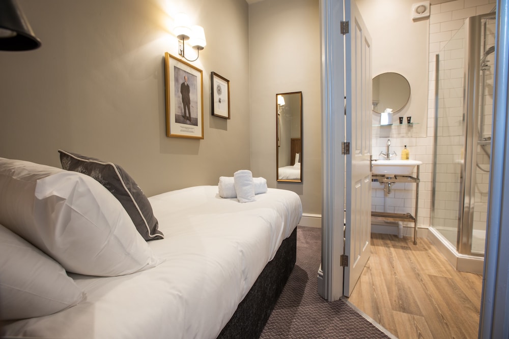 Single Room photo 2