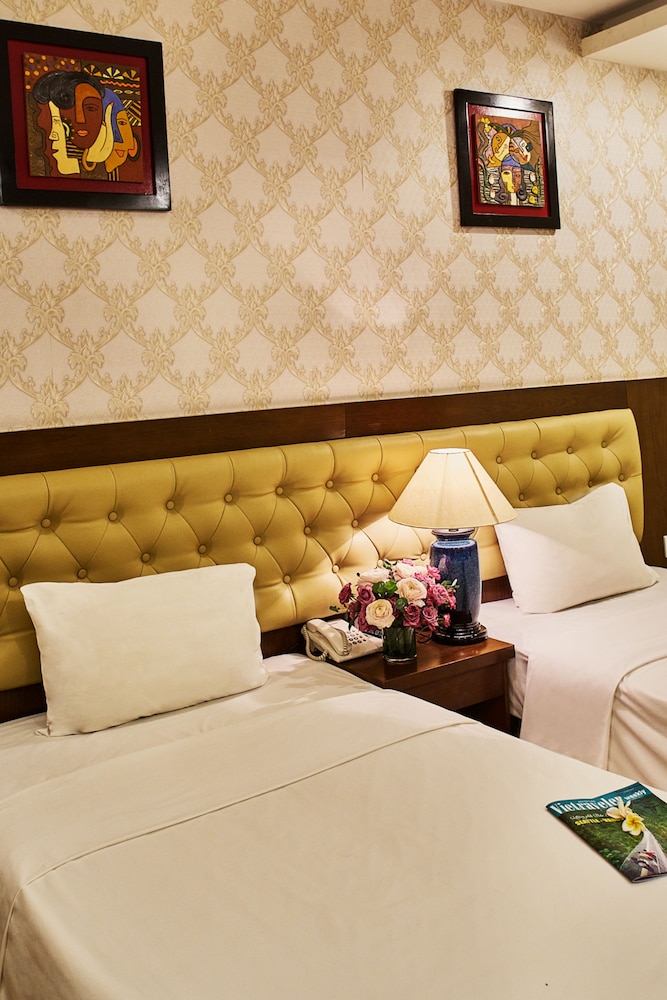 Superior Triple Room photo 3