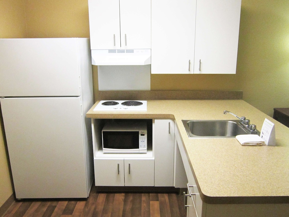 Suite, 2 Double Beds, Non Smoking (Efficiency) - Photo 13
