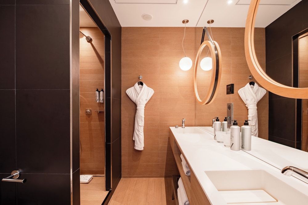 Connecting Family Junior Suite