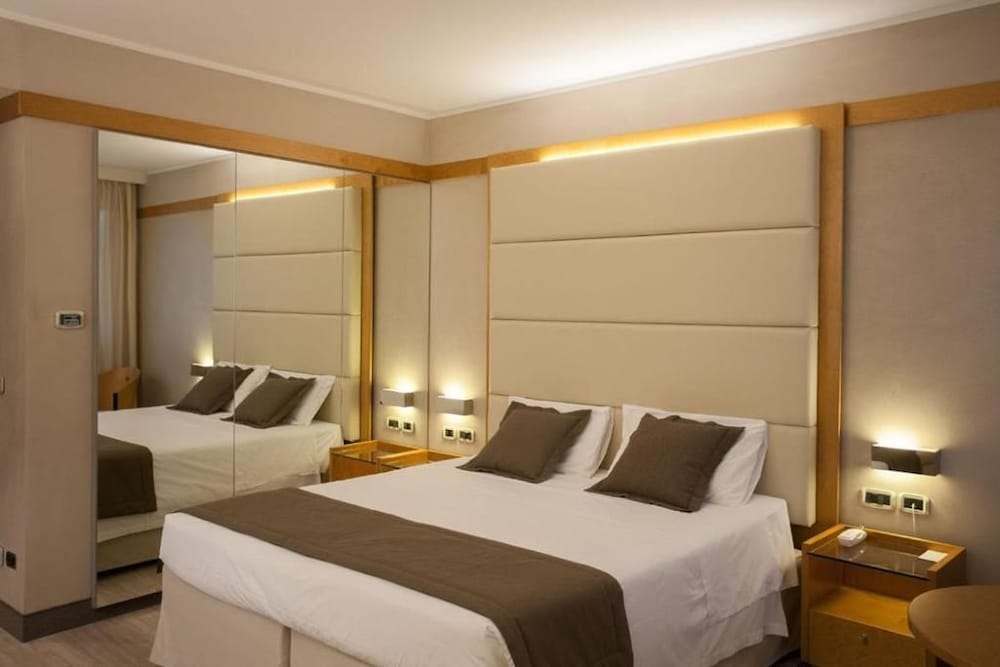 Premier Double Room Single Use photo 2