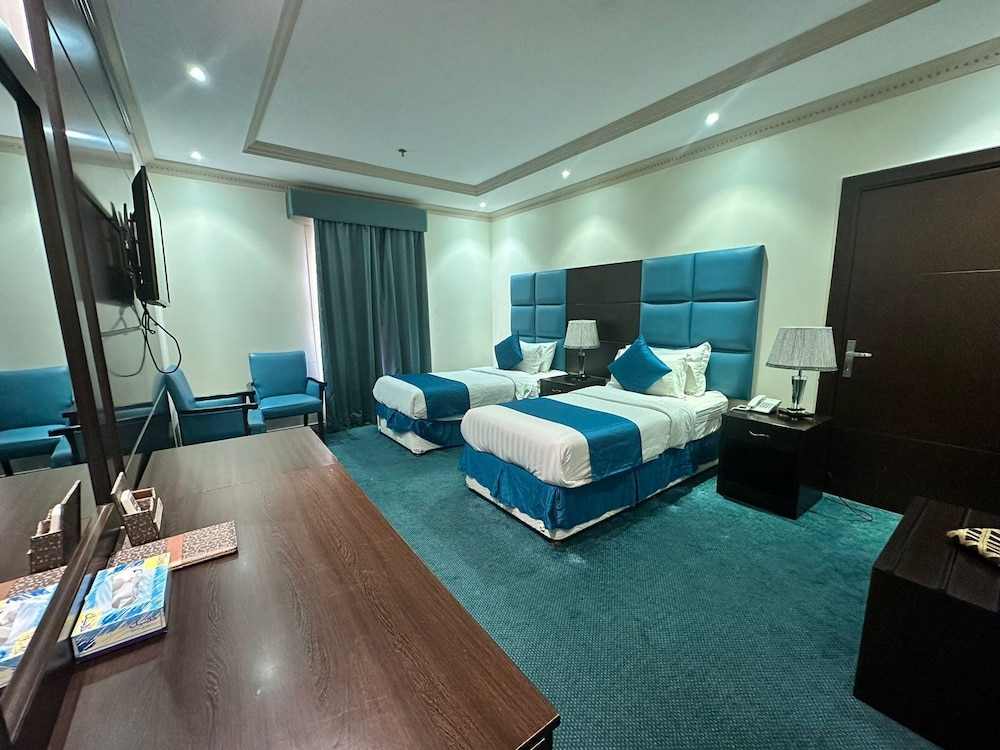 Twin Room - Photo 1