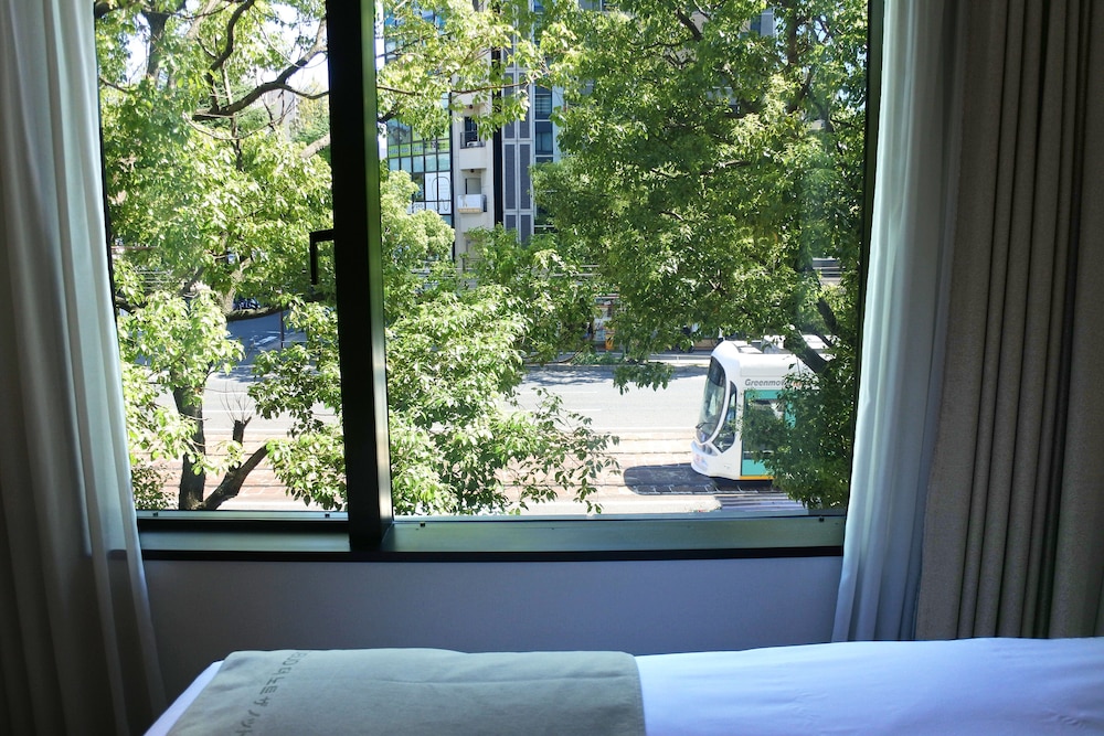 Superior Room, 2 beds, Tram&City View, Non Smoking - Photo 2
