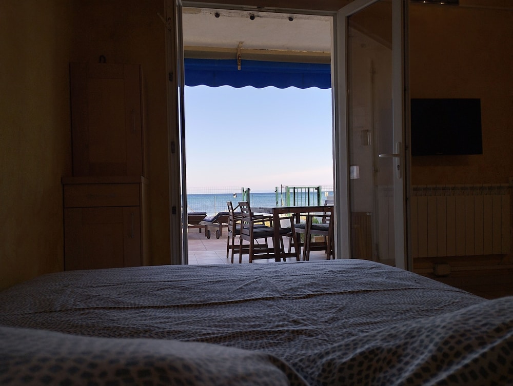 Classic Studio, Sea View