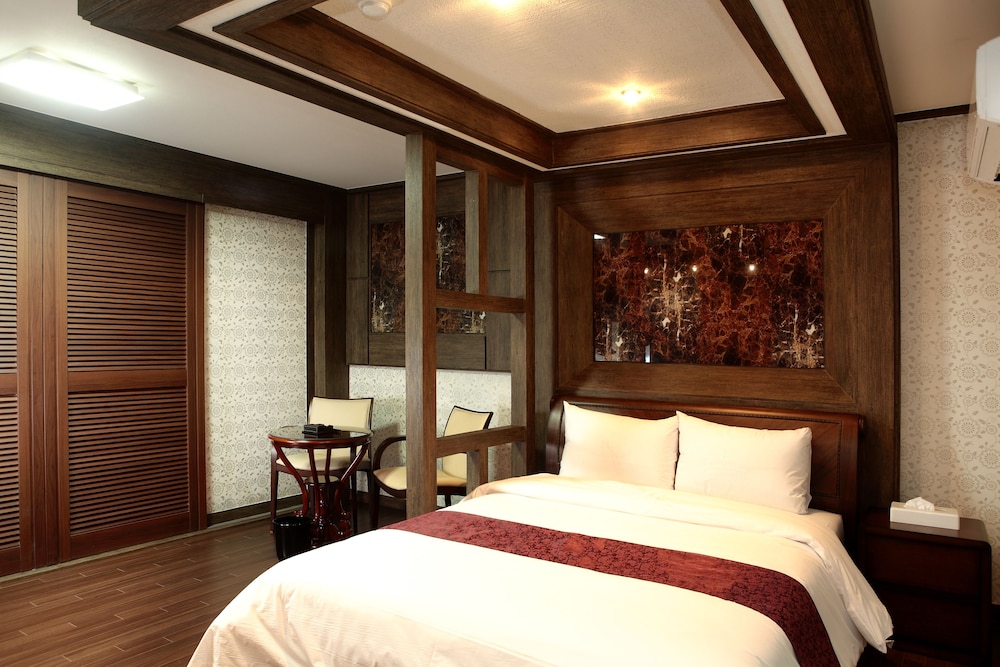 Standard Double Room (Hotel Type) photo 1