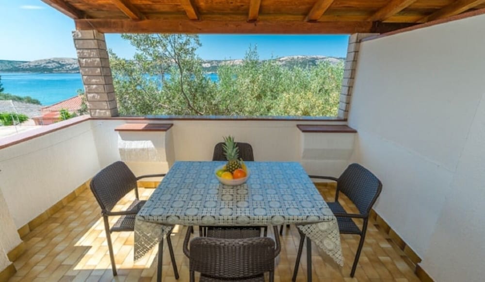 Apartment (Jope - 60 m from beach - 2 - A1(4))