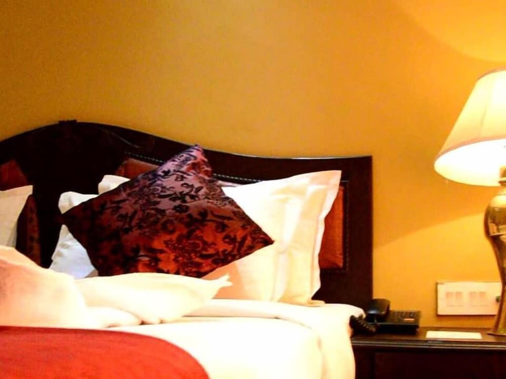 Premium Suite, 1 Bedroom, Accessible, Courtyard View photo 1