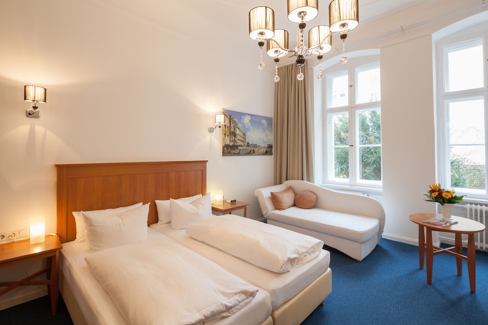 Deluxe Room photo 2