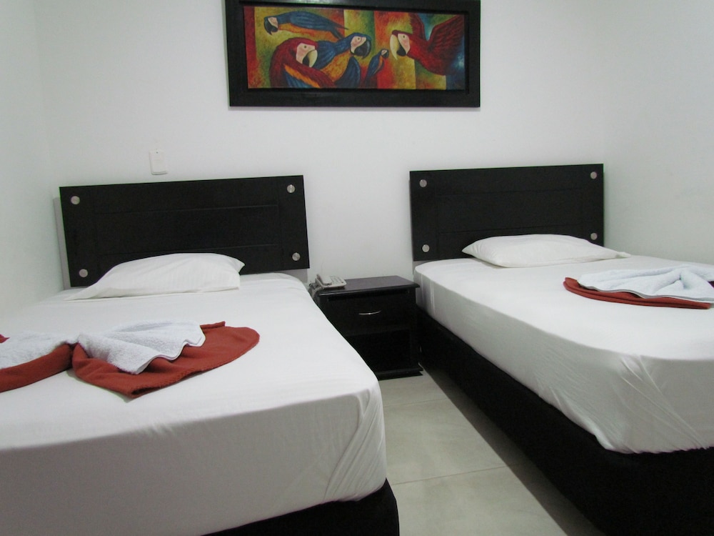 Basic Twin Room, 1 Bedroom photo 2