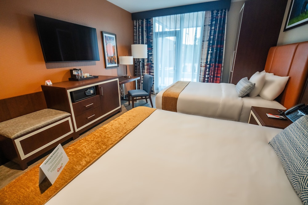Standard Room, 2 Queen Beds photo 3