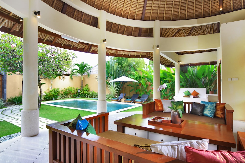 Premier Villa, 2 Bedrooms photo 3