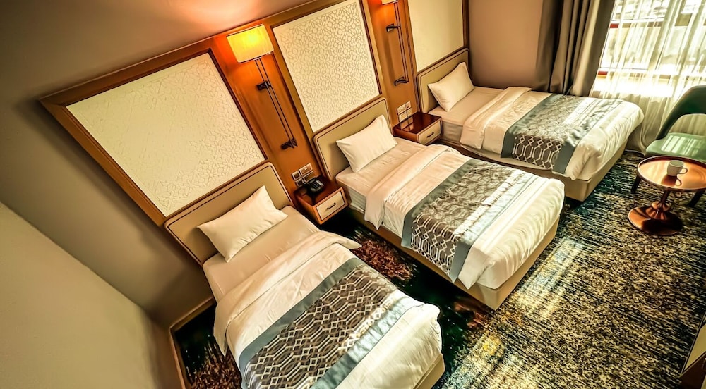 Standard Triple Room - Photo 1
