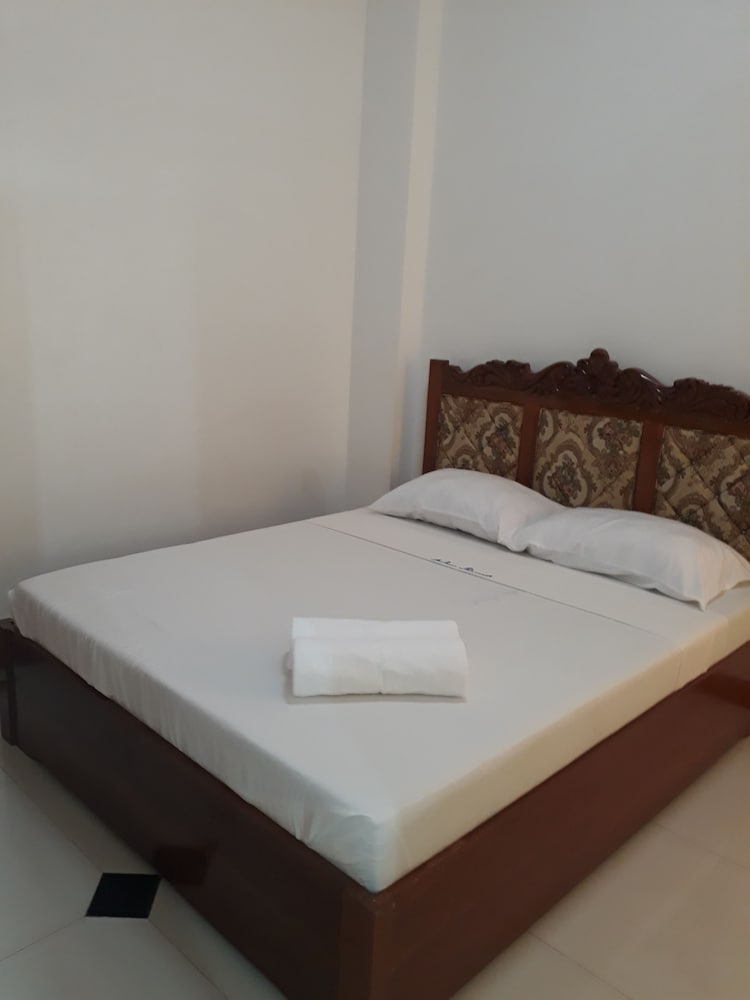 Standard Single Room, 1 Bedroom, Pool View, Garden Area