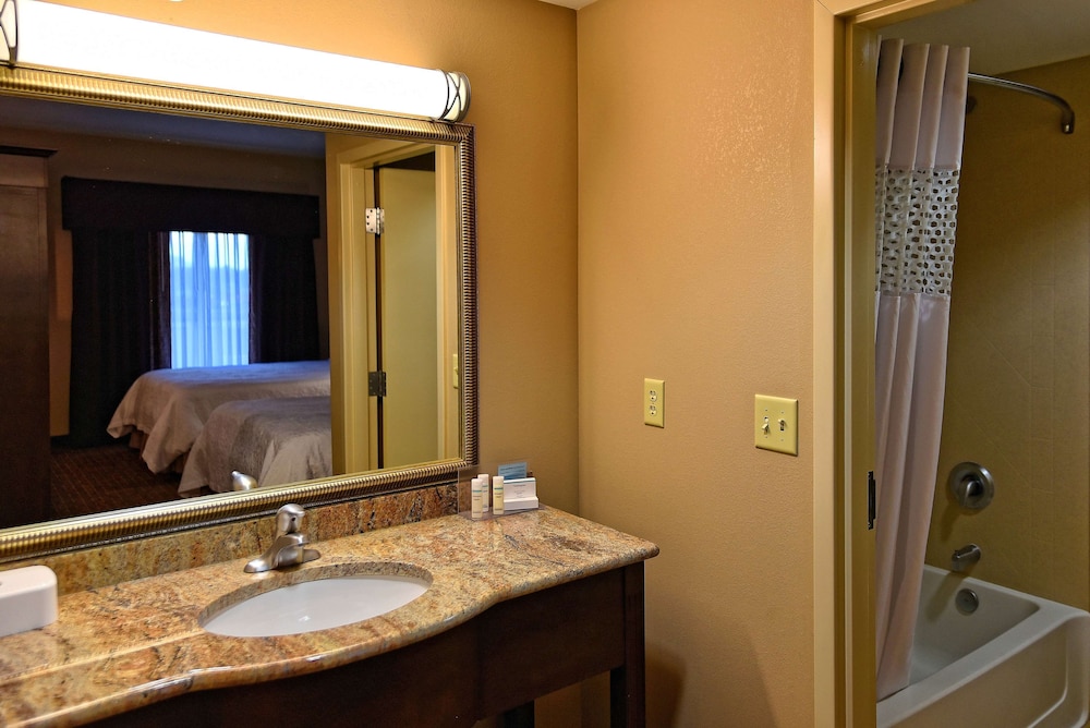 Studio Suite, 2 Queen Beds - Photo 3