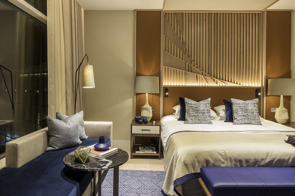 Junior Suite, 1 King Bed, River View - Photo 9