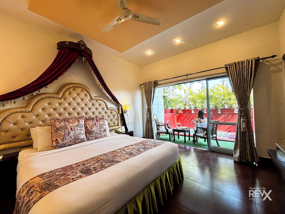 Premium Room, Pool View