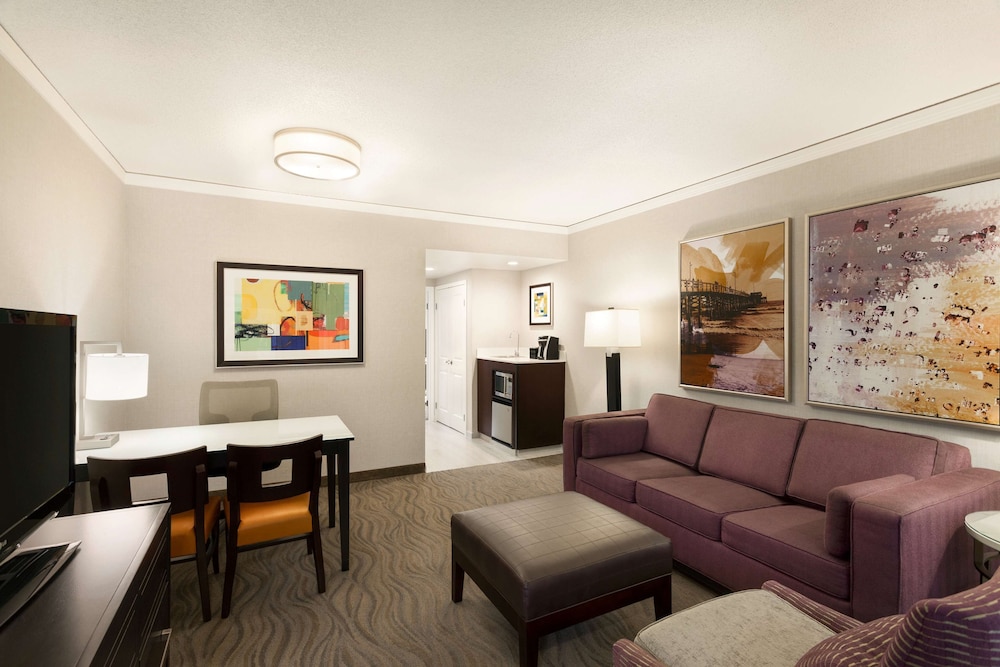 Suite, 2 Queen Beds - Photo 1