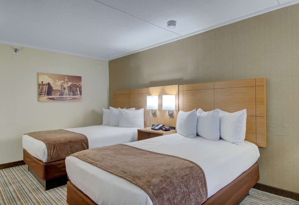 Standard Room, 2 Double Beds, Refrigerator & Microwave, Courtyard View - Photo 4