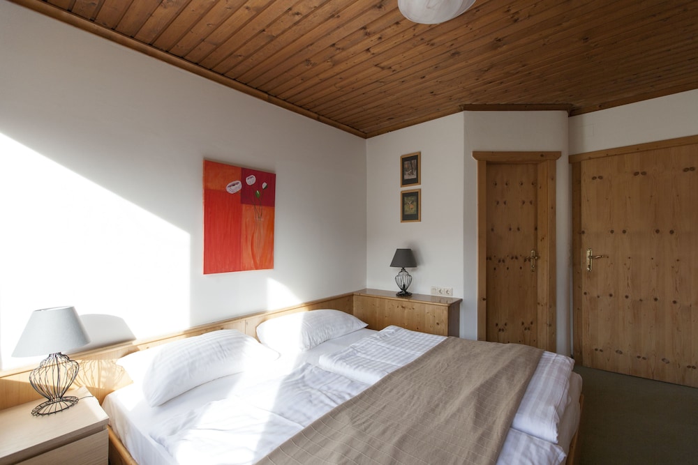 Economy Double Room, Mountain View