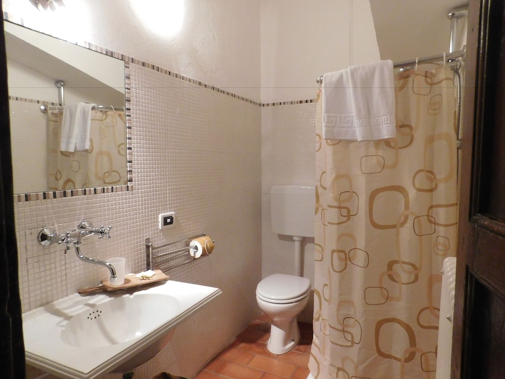 Standard Double Or Twin Room, Mountain View photo 3