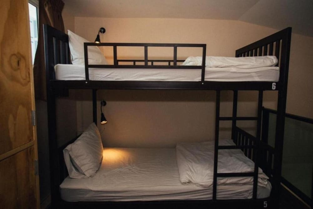 Bed in 4-Bed Female Dormitory photo 3