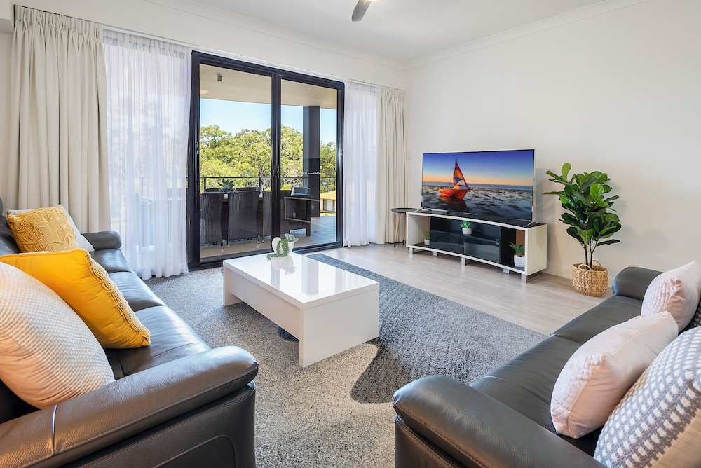 Apartment, 2 Bedrooms, 2 Bathrooms photo 3
