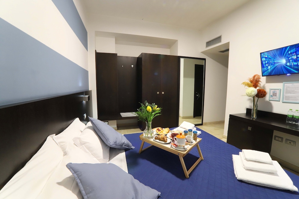 Classic Double or Twin Room - Photo 2
