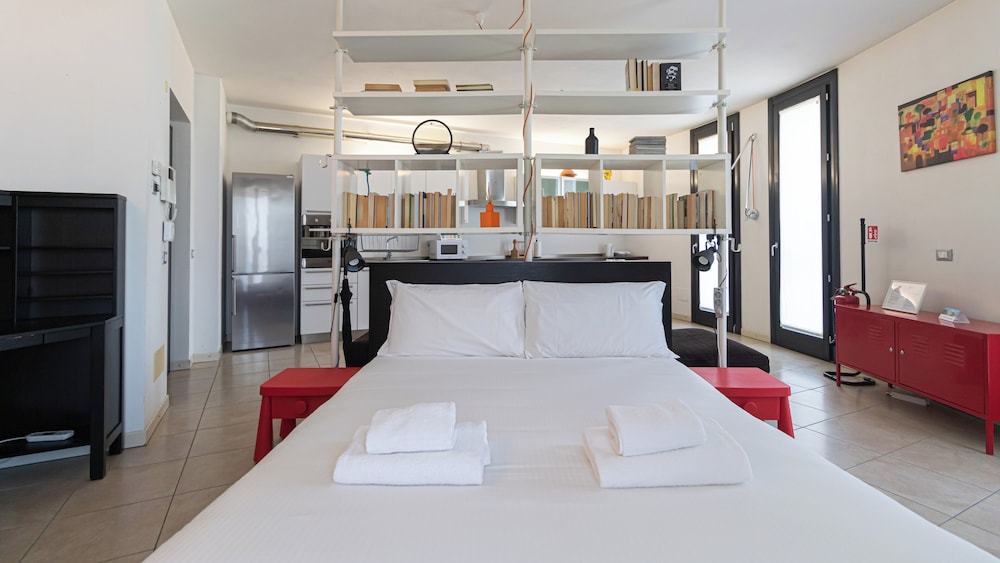 Apartment (1 Bedroom)