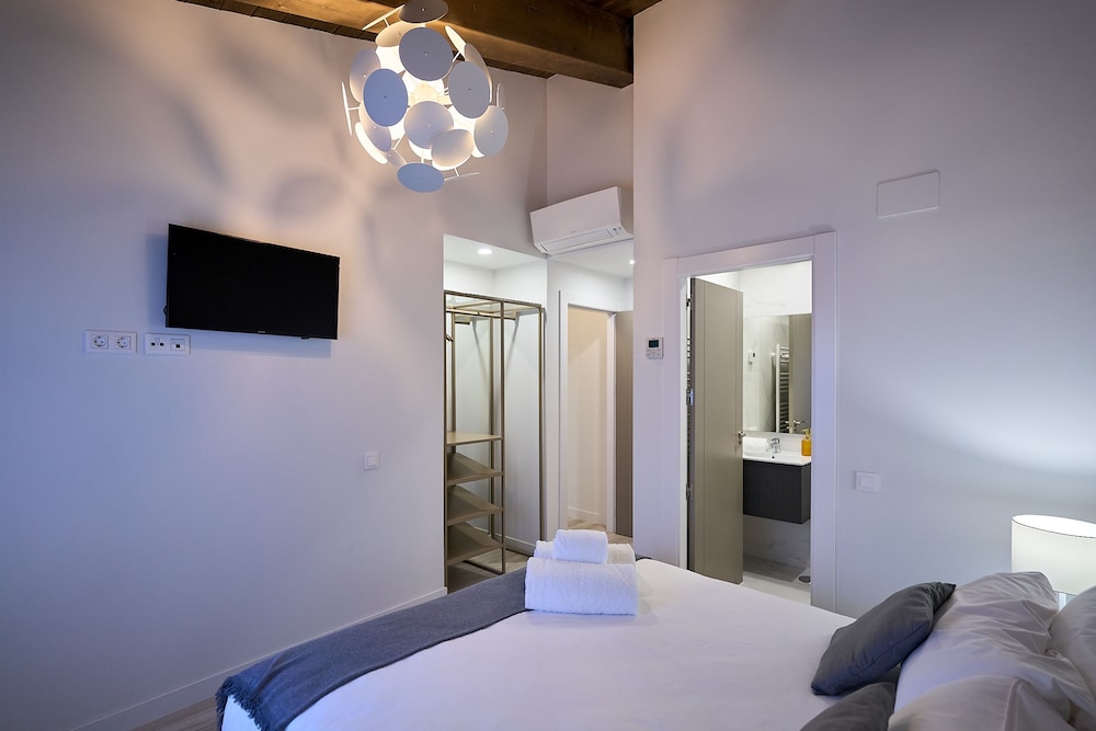 Grand Suite, 2 Bedrooms, Non Smoking photo 3
