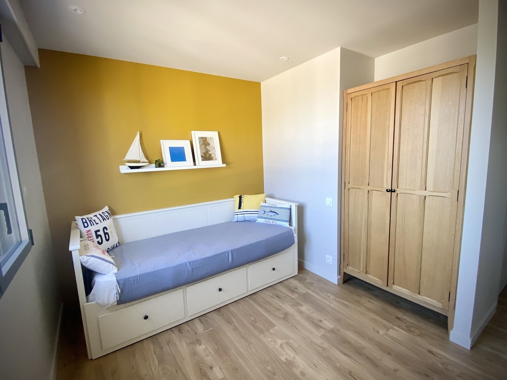 Superior Double Room, Ensuite, Sea View (3 - Chambre Illur) - Photo 3