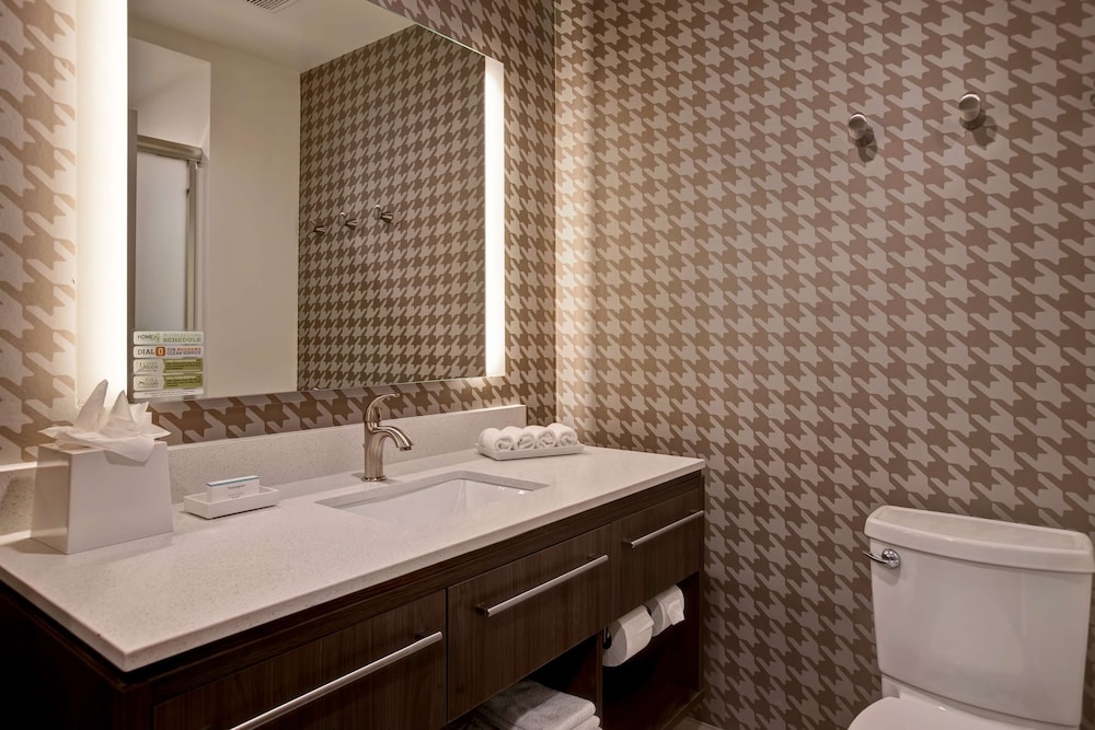Suite, 1 Bedroom, Non Smoking - Photo 9