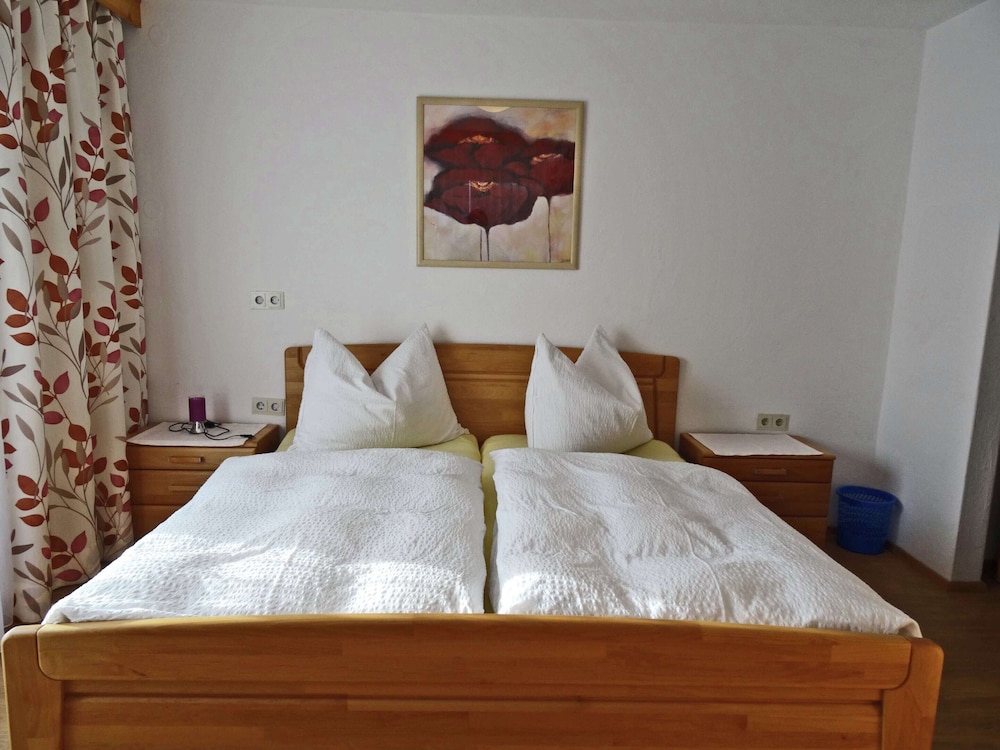 Apartment photo 3