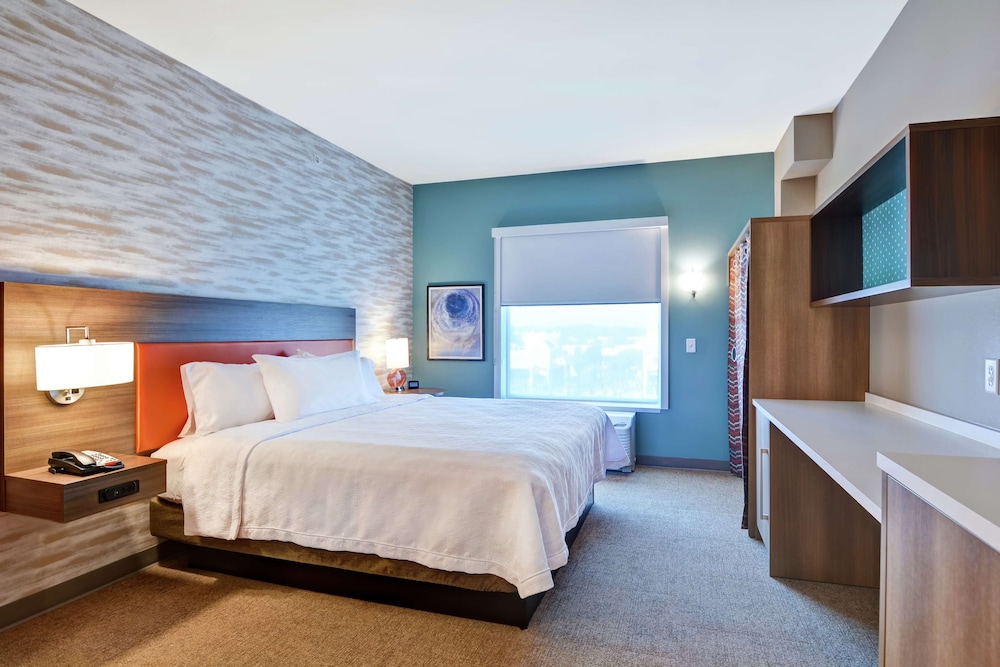 Studio Suite, 1 King Bed, Non Smoking - Photo 1