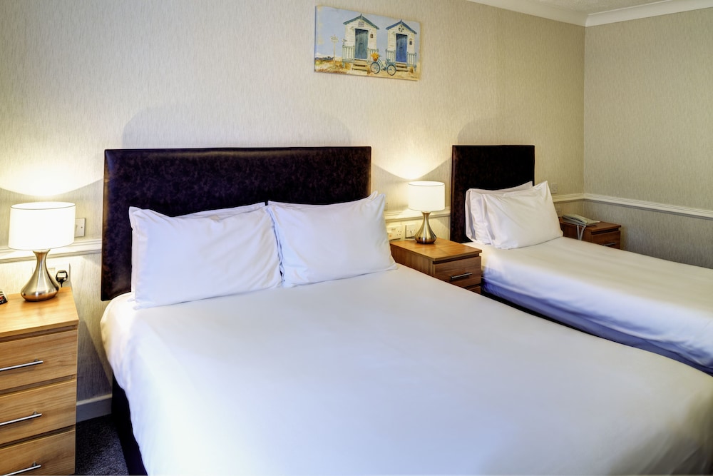 Comfort Room, Multiple Beds, Non Smoking - Photo 1