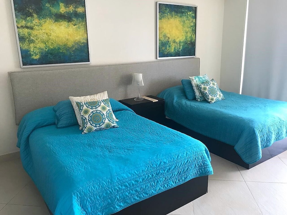 Family Apartment, 3 Bedrooms, Balcony photo 1