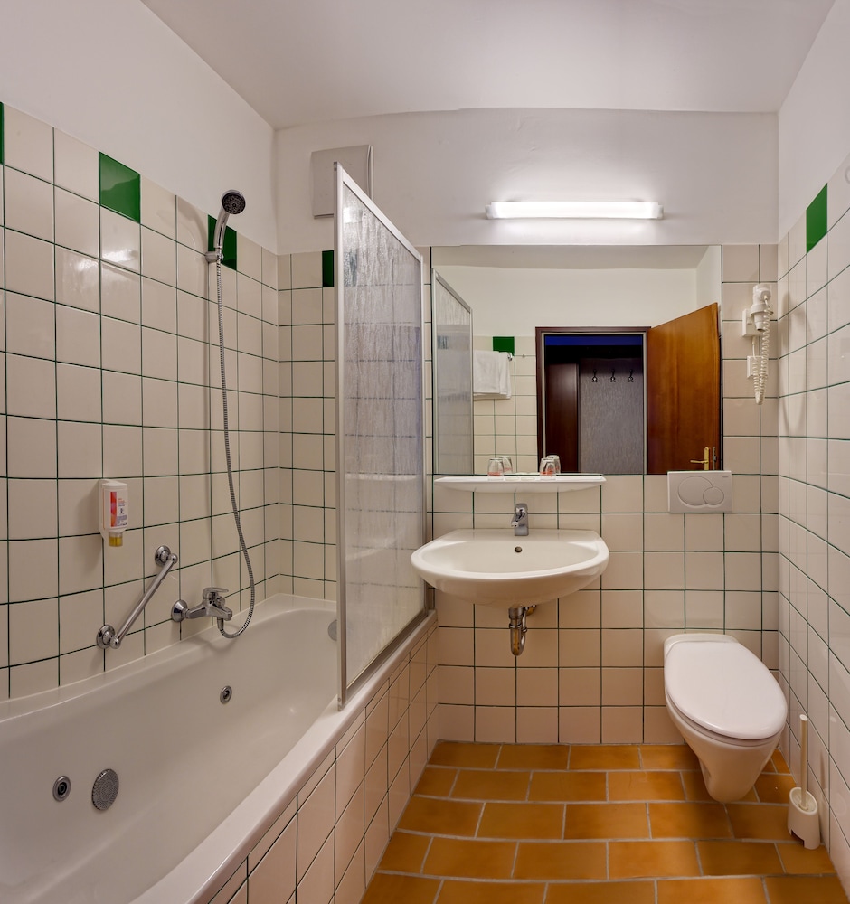 Classic Double Room - Photo 3