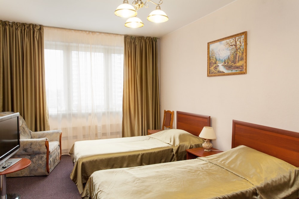 Standard Twin Room photo 2