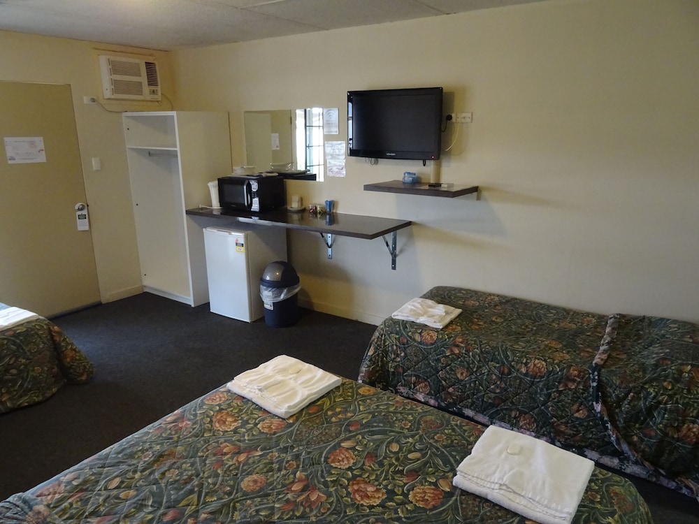 Standard Room photo 2