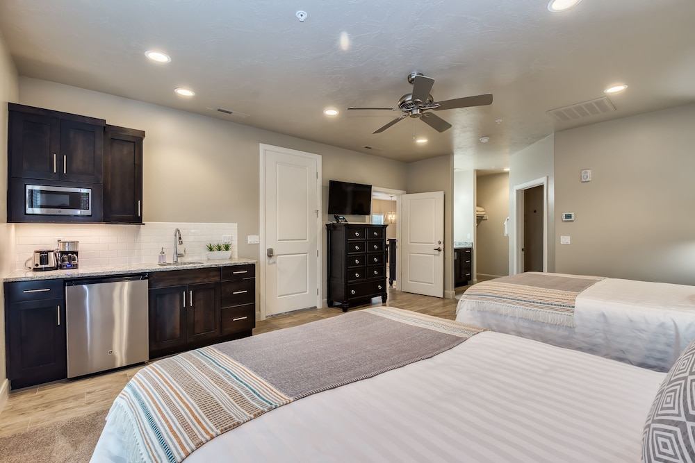 Luxury Villa, 2 Bedrooms, Kitchen, Garden View (The Maple) photo 1