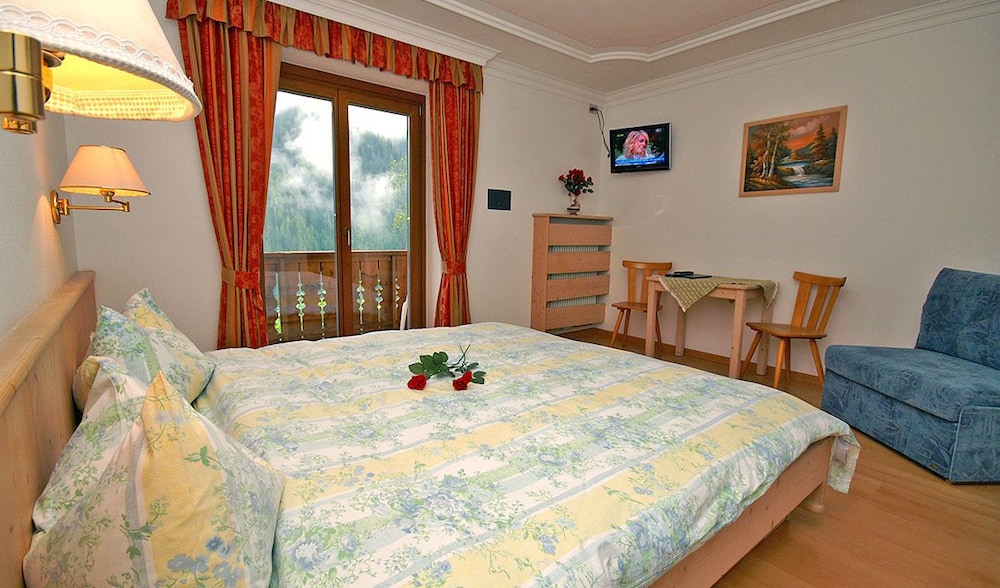 Panoramic Double Room, Garden View photo 2