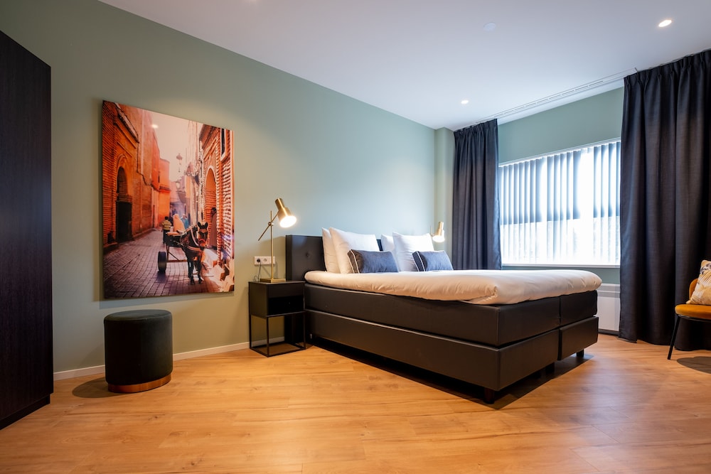 Penthouse photo 2